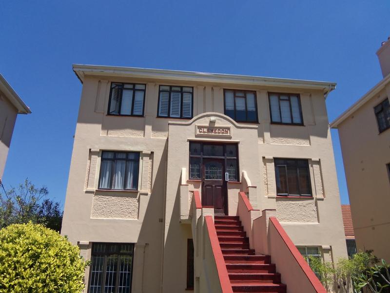 To Let 1 Bedroom Property for Rent in Rondebosch Western Cape